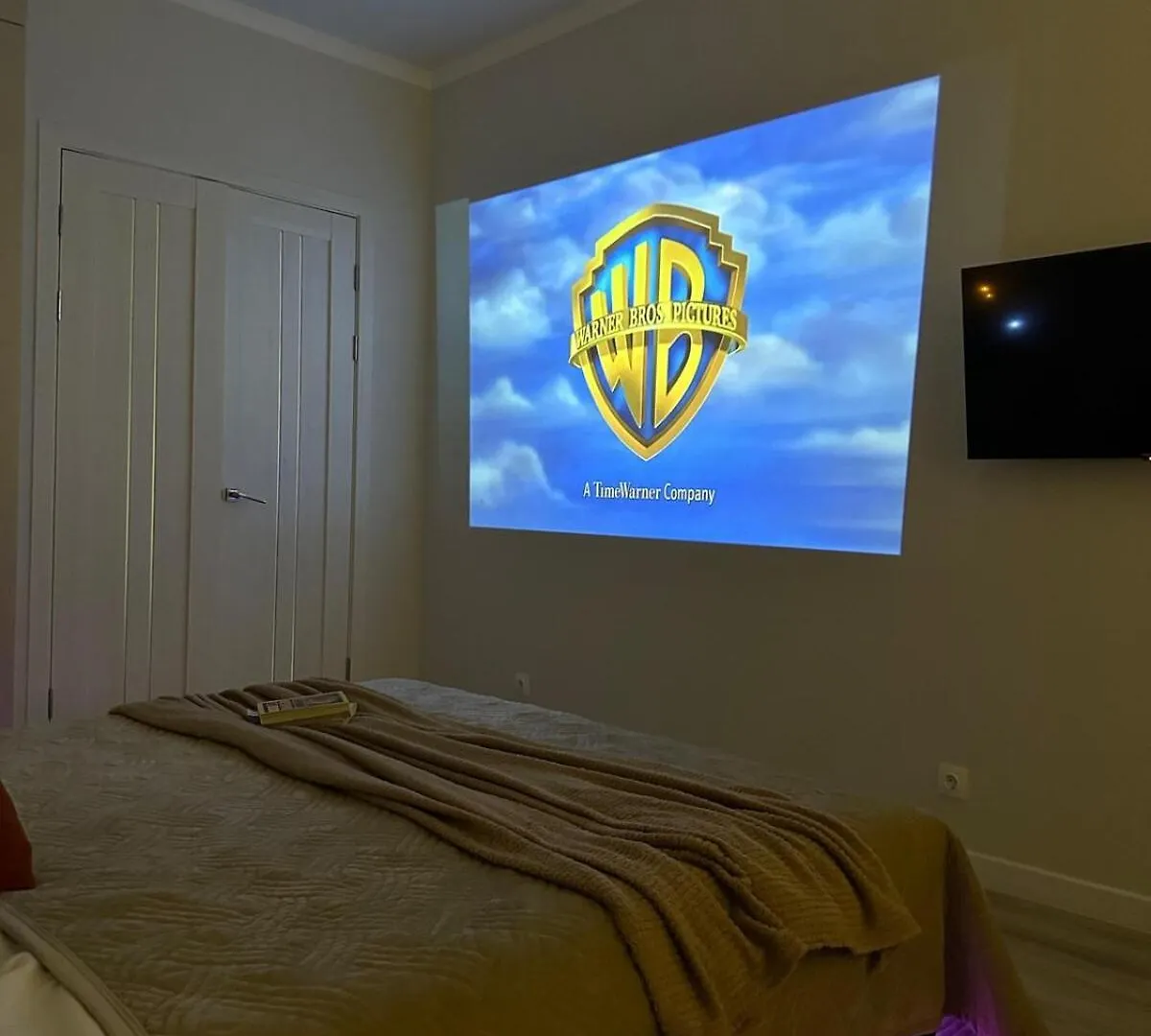 Контакты Greenline Terra Lux Cinema